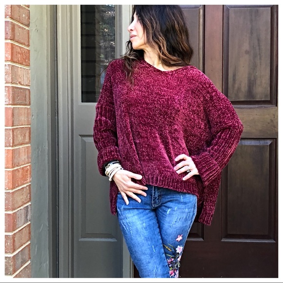 ✨LAST ONE ✨PARIS Burgundy chenille hooded sweater - Picture 8 of 8